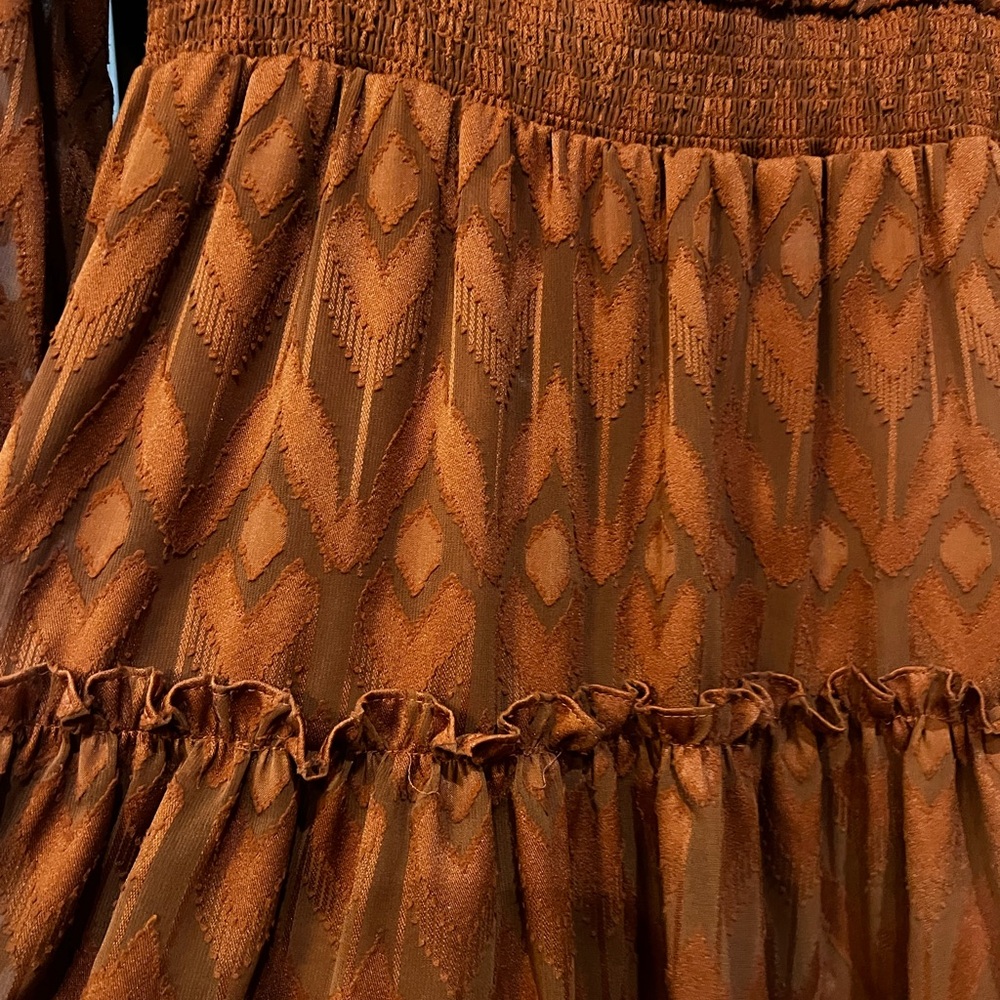 Elegant Orange Ruffled Dress - Picture 3 of 4